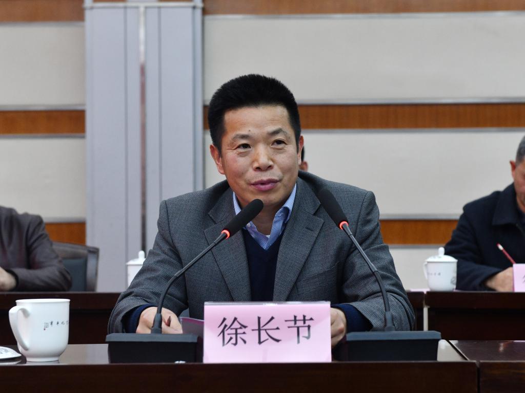 我校与进贤县签署战略合作协议 将建设华东交通大学军山湖校区